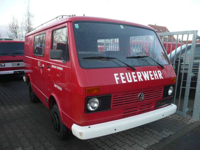 Bild 1/10 von Volkswagen LT 28 2,4 D (1984)