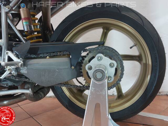 Ducati 748 S
