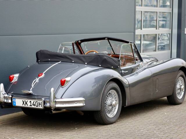 Jaguar XK 140 DHC