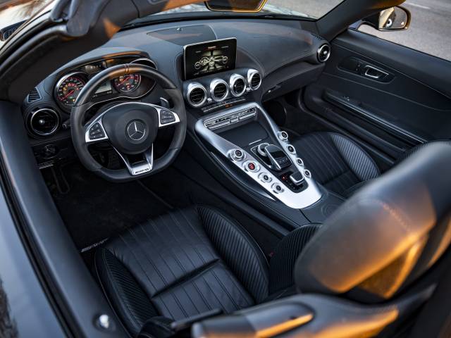 Mercedes-AMG GT-C Roadster