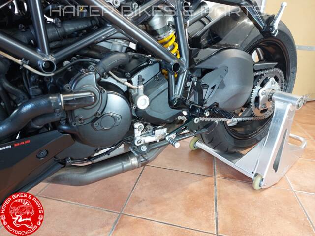 Ducati 848 EVO