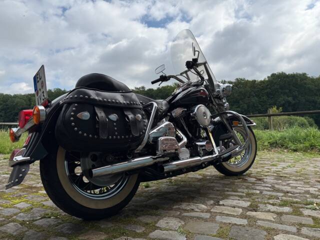 Harley-Davidson FLSTN Heritage Softail Classic