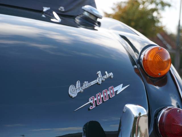 Austin-Healey 3000 Mk III (BJ8)