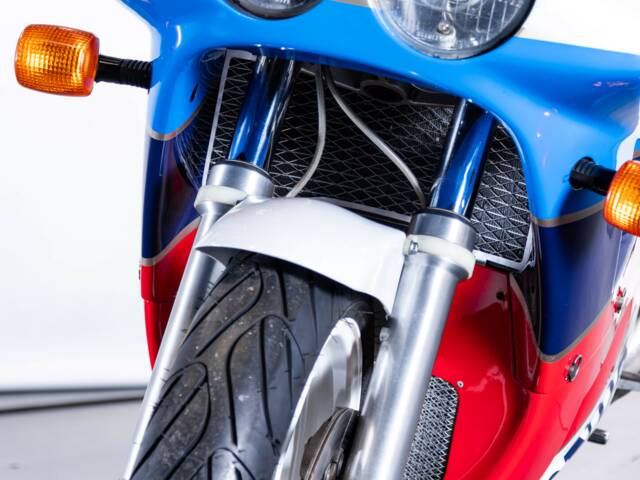 Honda VFR 750R RC 30