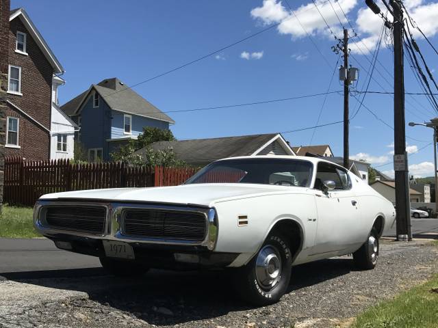 Image 1/7 of Dodge Charger 318 (1971)