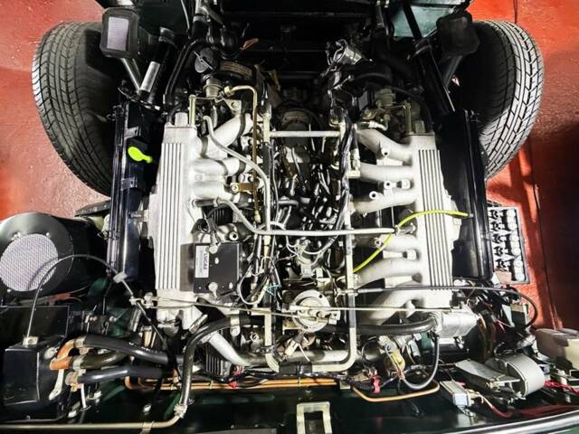 Jaguar E-Type V12 (2+2)