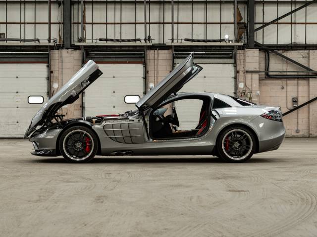 Mercedes-Benz SLR McLaren 722