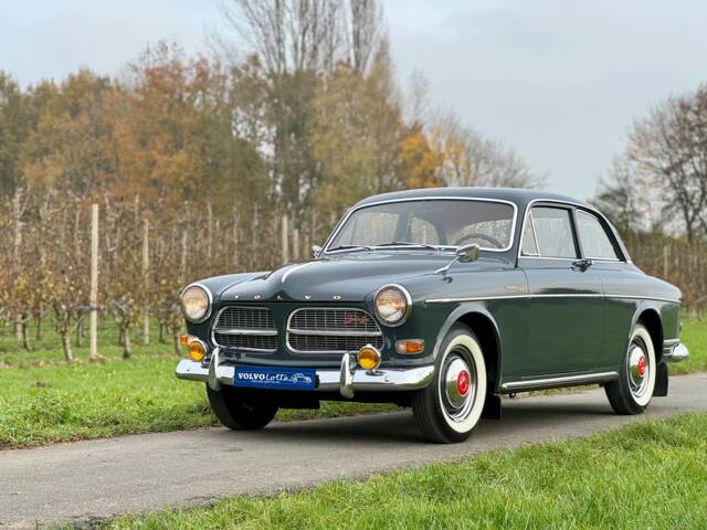 Volvo P 121