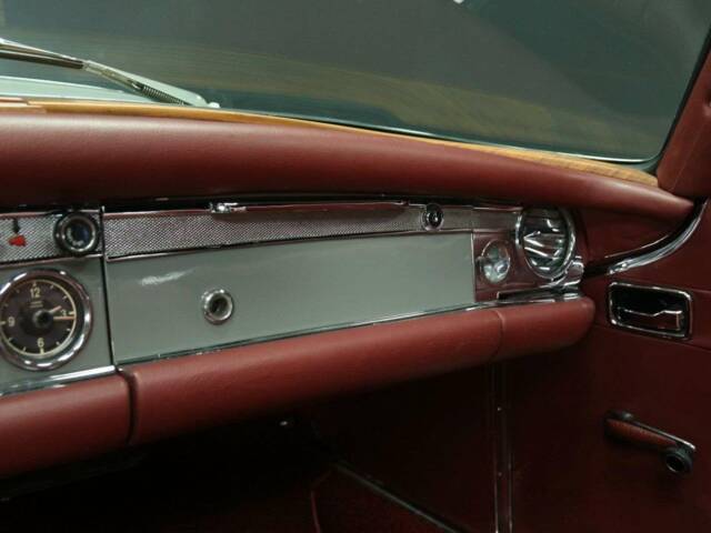 Mercedes-Benz 250 SL