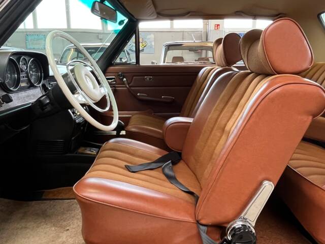Mercedes-Benz 280 CE
