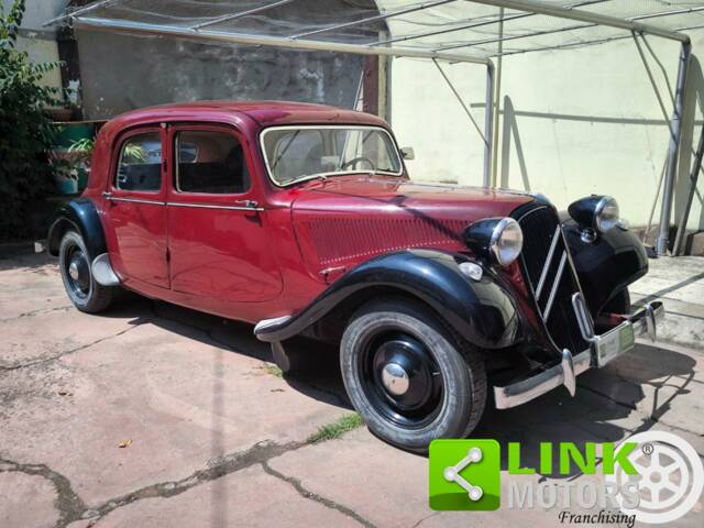 Bild 1/10 von Citroën Traction Avant 11 Commerciale (1955)
