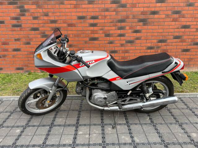 Cagiva Alazzurra 650
