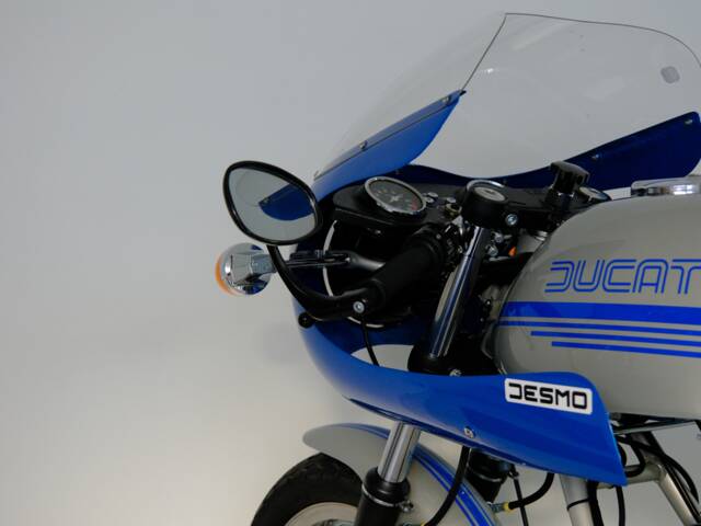 Ducati 900 SS