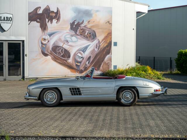 Mercedes-Benz 300 SL Roadster