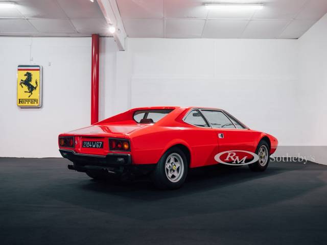 Ferrari Dino 208 GT4