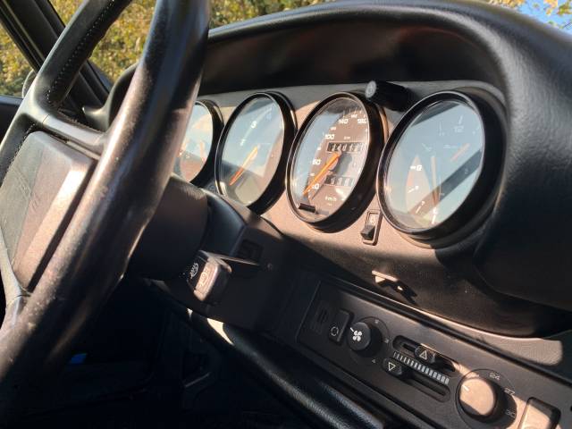 Porsche 911 Carrera 4