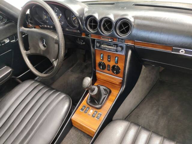 Mercedes-Benz 280 SL