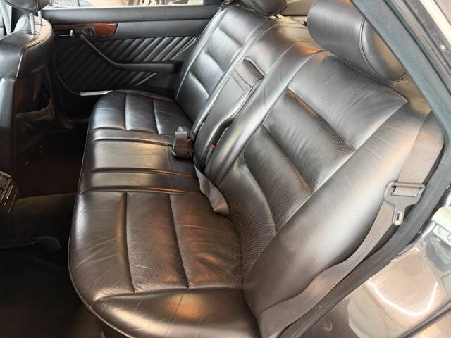 Mercedes-Benz 300 SE