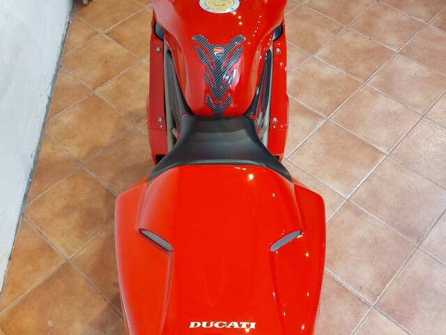 Ducati 916