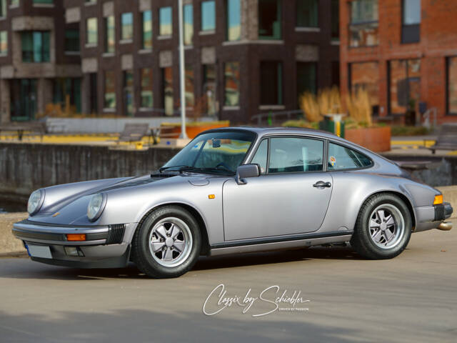 Image 1/30 of Porsche 911 Carrera 3.2 &quot;25 years 911&quot; (1988)