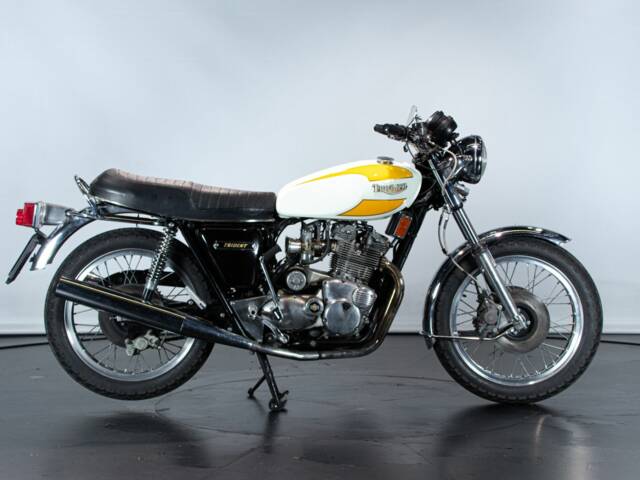 Triumph T 160 Trident
