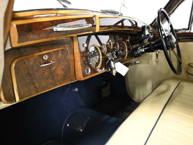 Jaguar Mk VIII