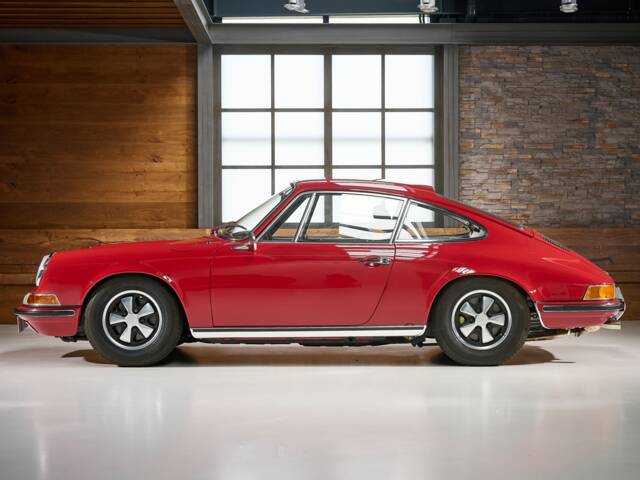 Porsche 911 2.0 E