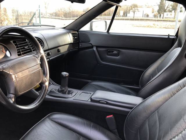 Porsche 944 S2 - Innen