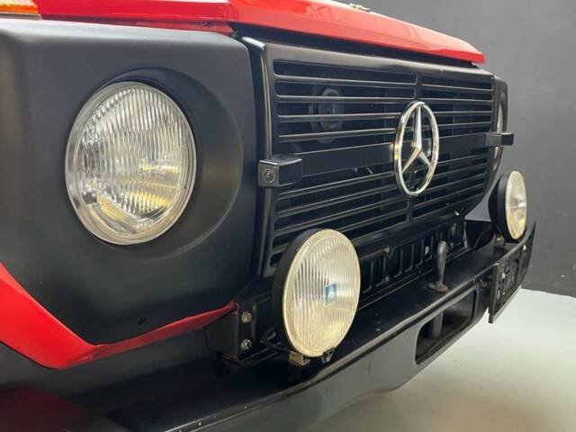 Mercedes-Benz 230 GE (SWB)