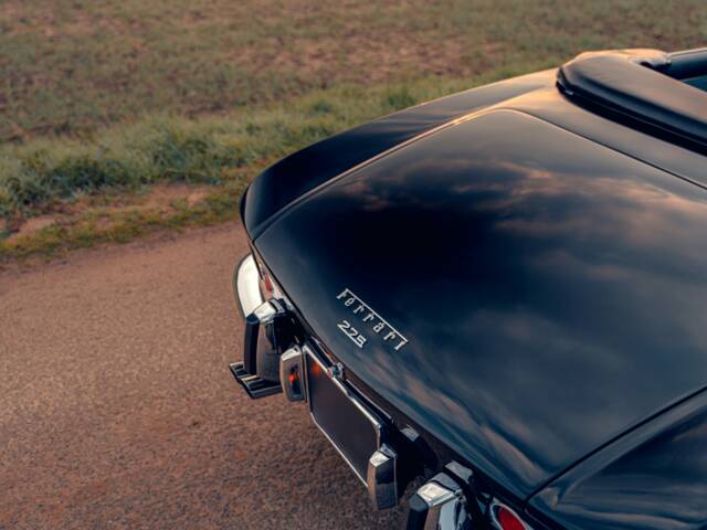 Ferrari 275 GTS