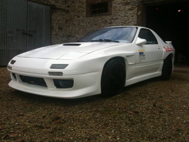 Bild 1/9 von Mazda RX-7 Turbo (1987)