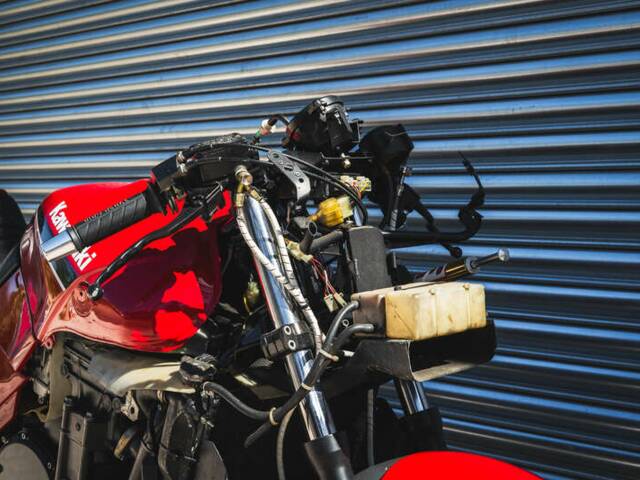 Kawasaki GPX 750R