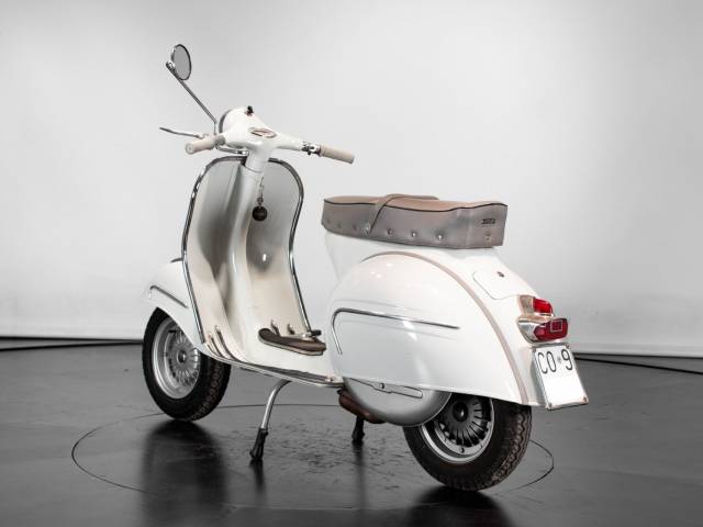 Piaggio Vespa 160 GS