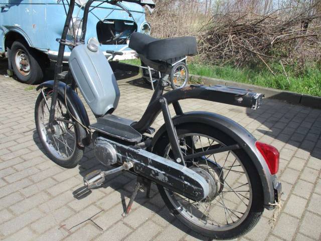 Image 1/11 of Piaggio DUMMY (1974)