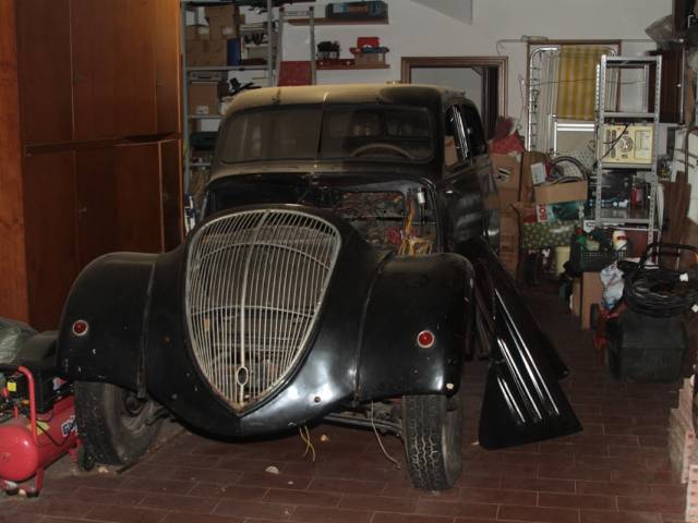 Image 1/17 de Peugeot 402 (1937)