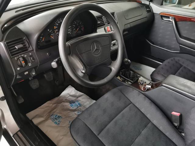 Mercedes-Benz C 200 - VOLANTE / PLANCIA