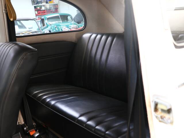 Volkswagen Beetle 1200 Export "Oval"