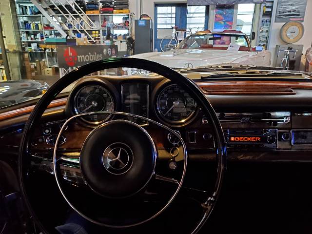 Mercedes-Benz 280 SE 3,5