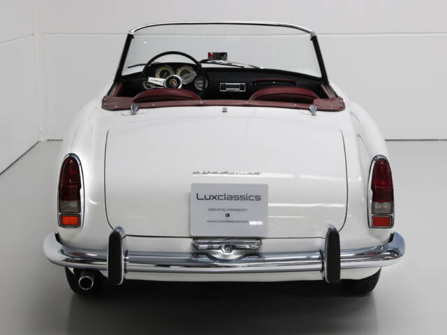 Alfa Romeo 2000 Spider