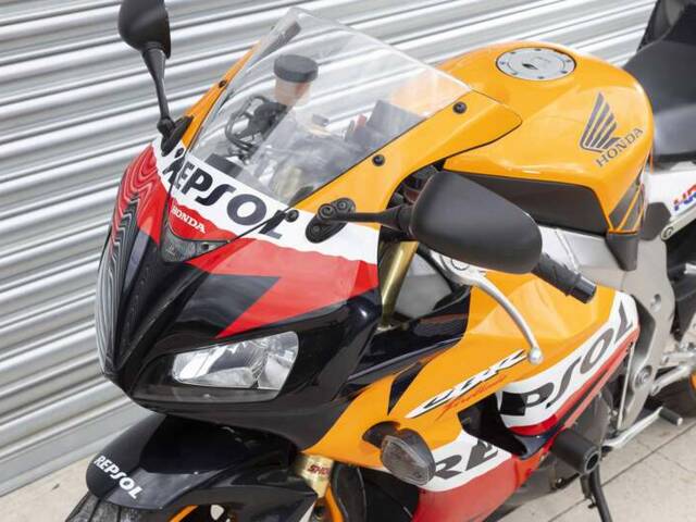 Honda CBR 1000 RR Fireblade