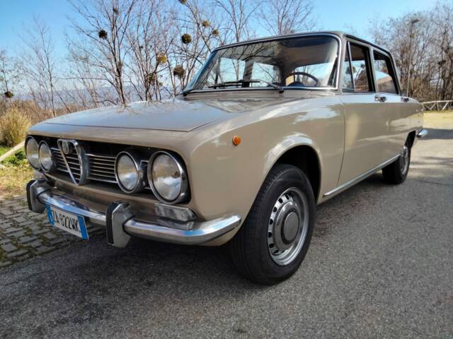 Image 1/5 of Alfa Romeo 1750 Berlina (1970)