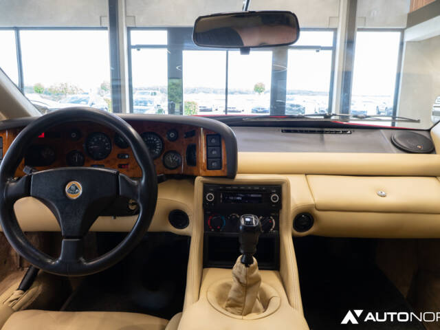Lotus Esprit SE