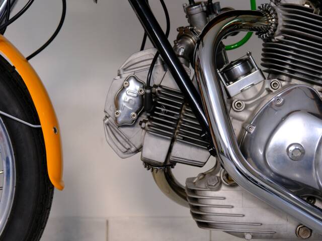 Ducati 750 Sport