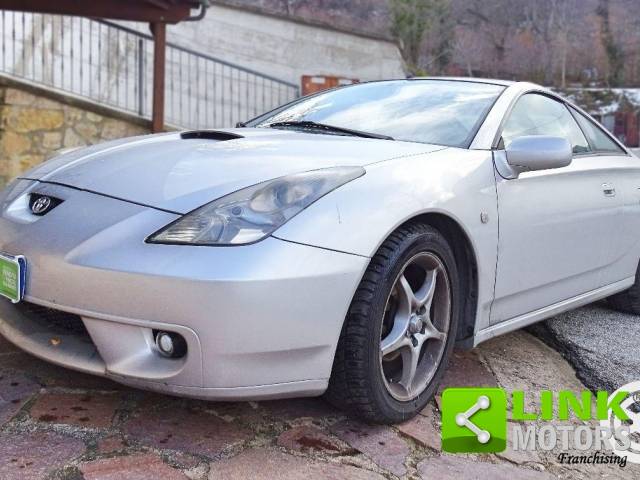 Image 1/18 de Toyota Celica 1.8 (2000)