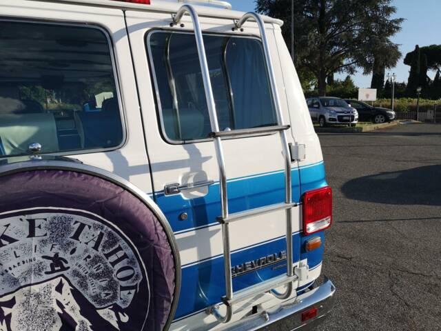 Chevrolet Van