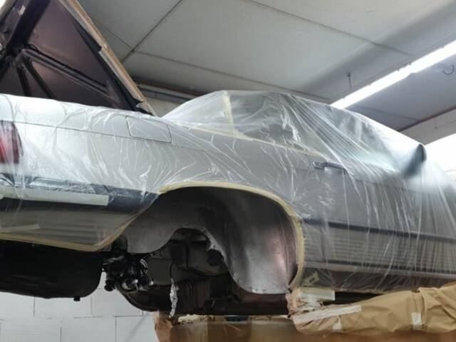 Mercedes-Benz 560 SL