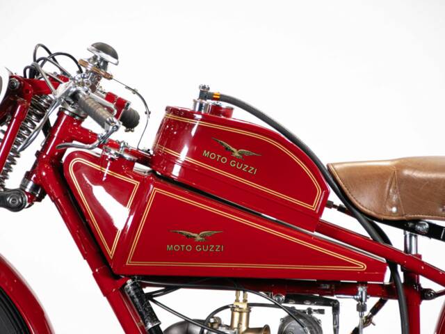 Moto Guzzi 250 SS