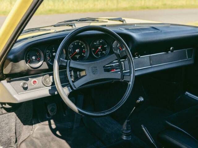 Porsche 911 2.2 S