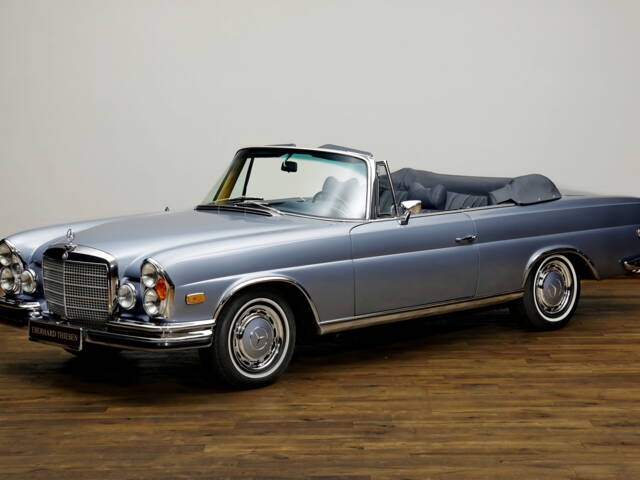 Immagine 1/22 di Mercedes-Benz 280 SE 3,5 (1970)
