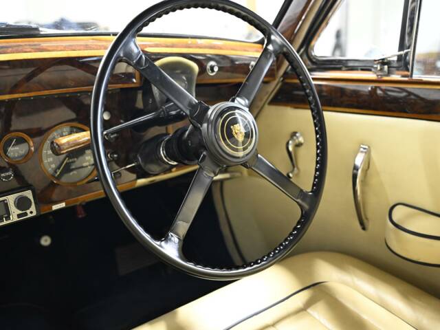 Jaguar Mk VIII